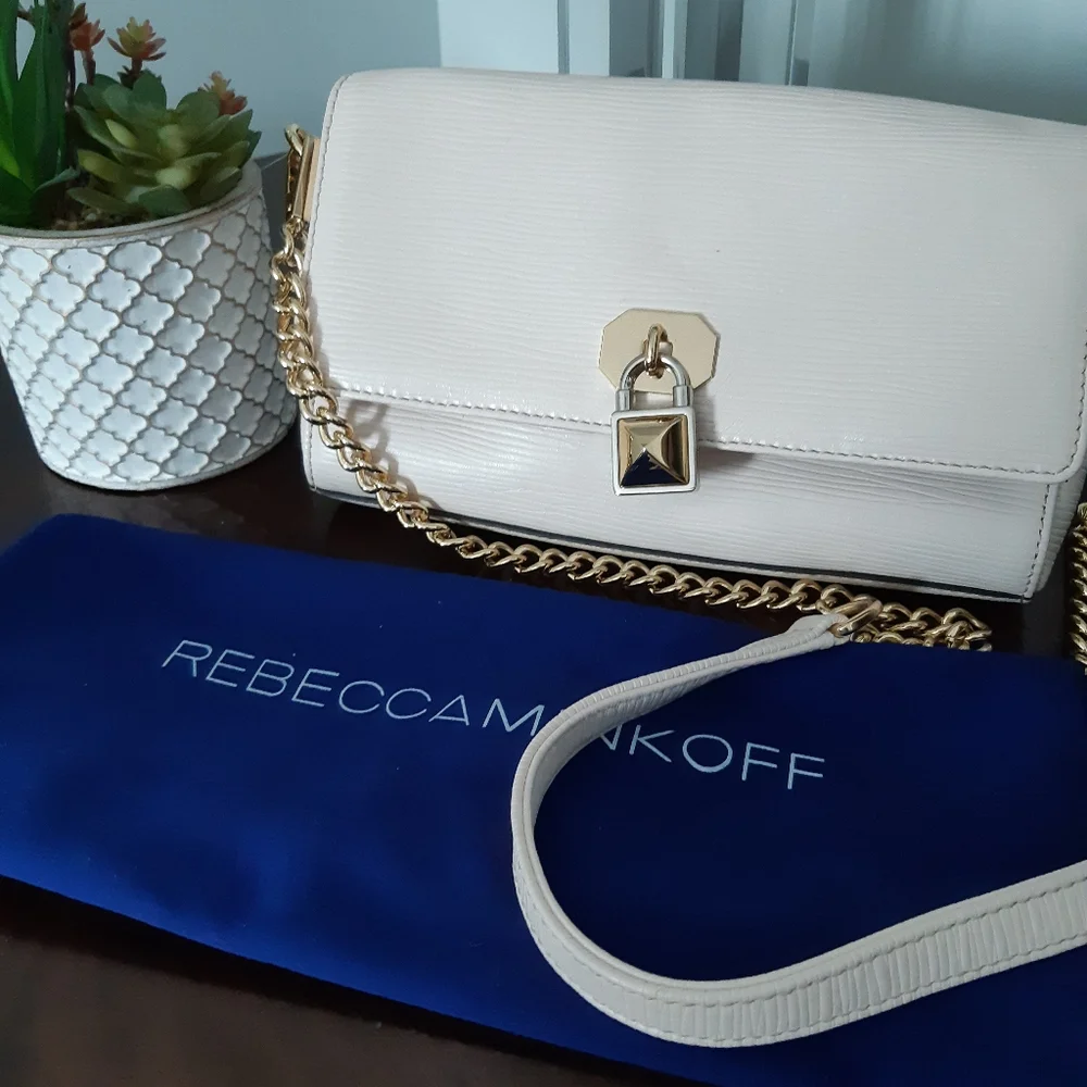 Bag - Picture 3 of 5